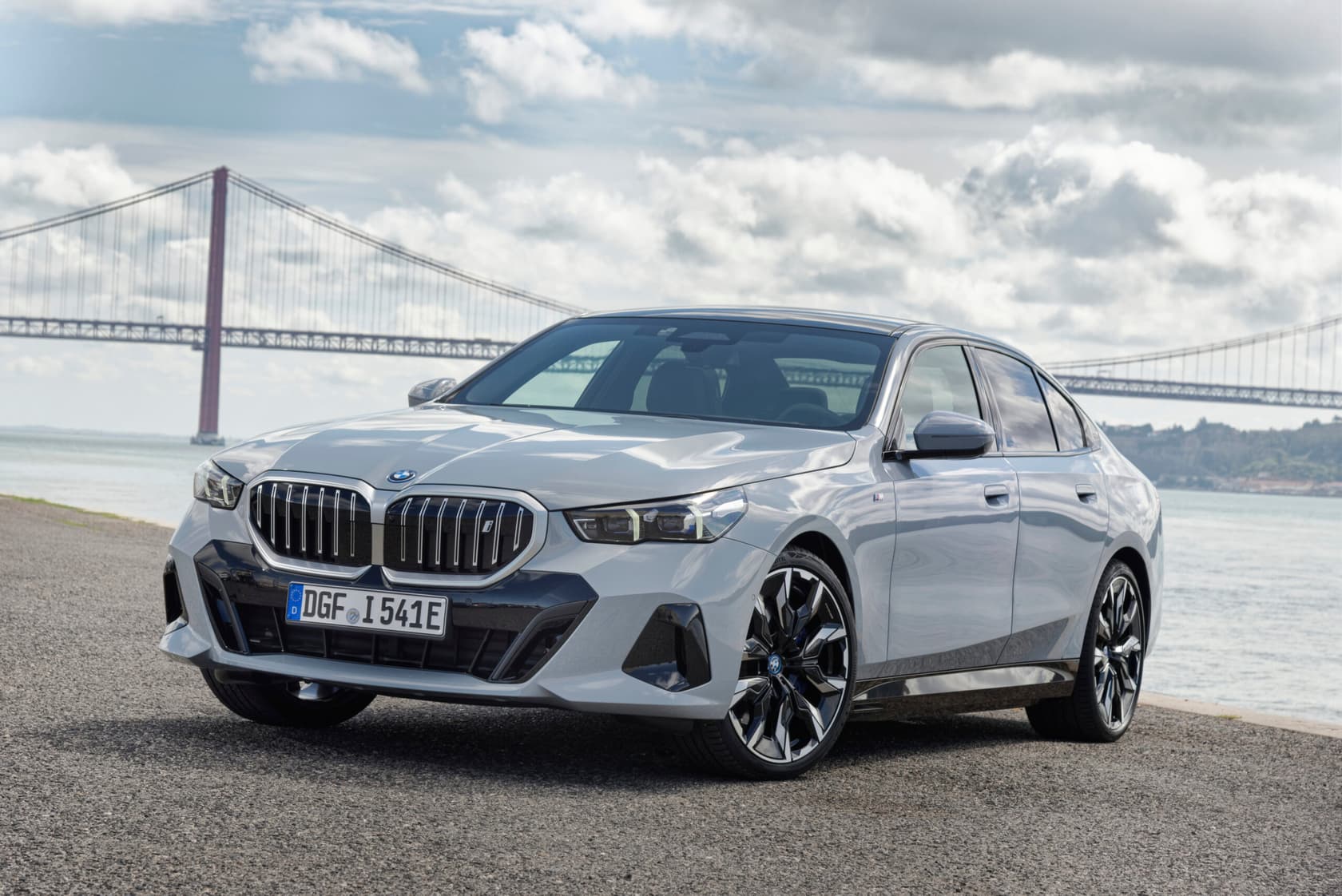 bmw i5