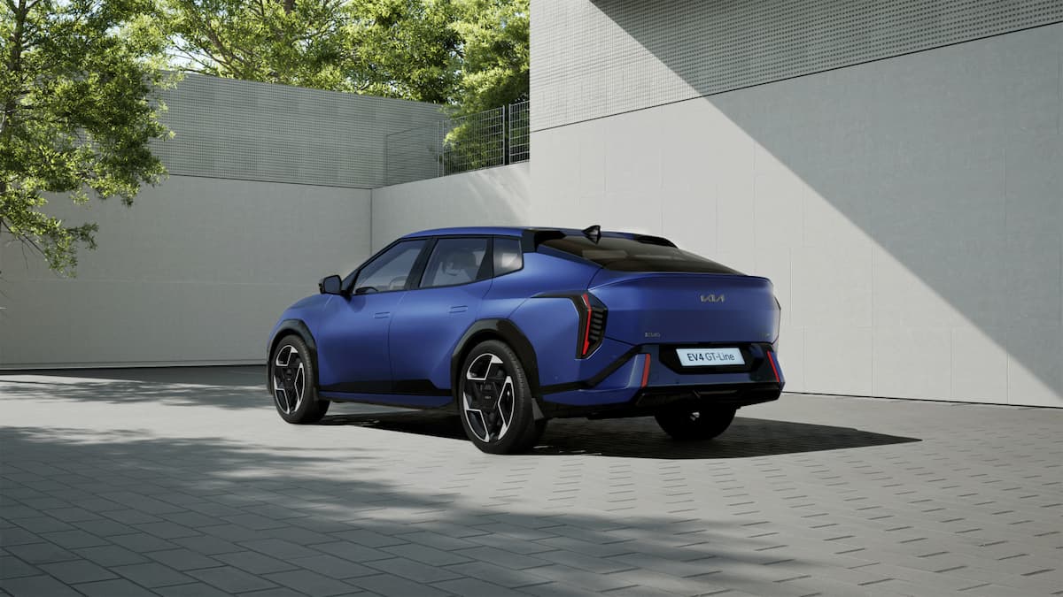 Kia EV4 Saloon segurança assistência ao condutor