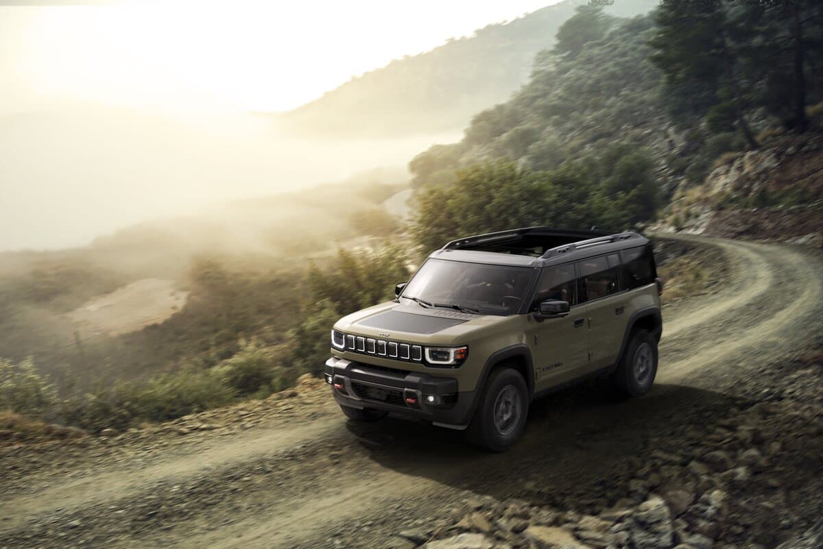 Jeep Recon Moab off road montanha