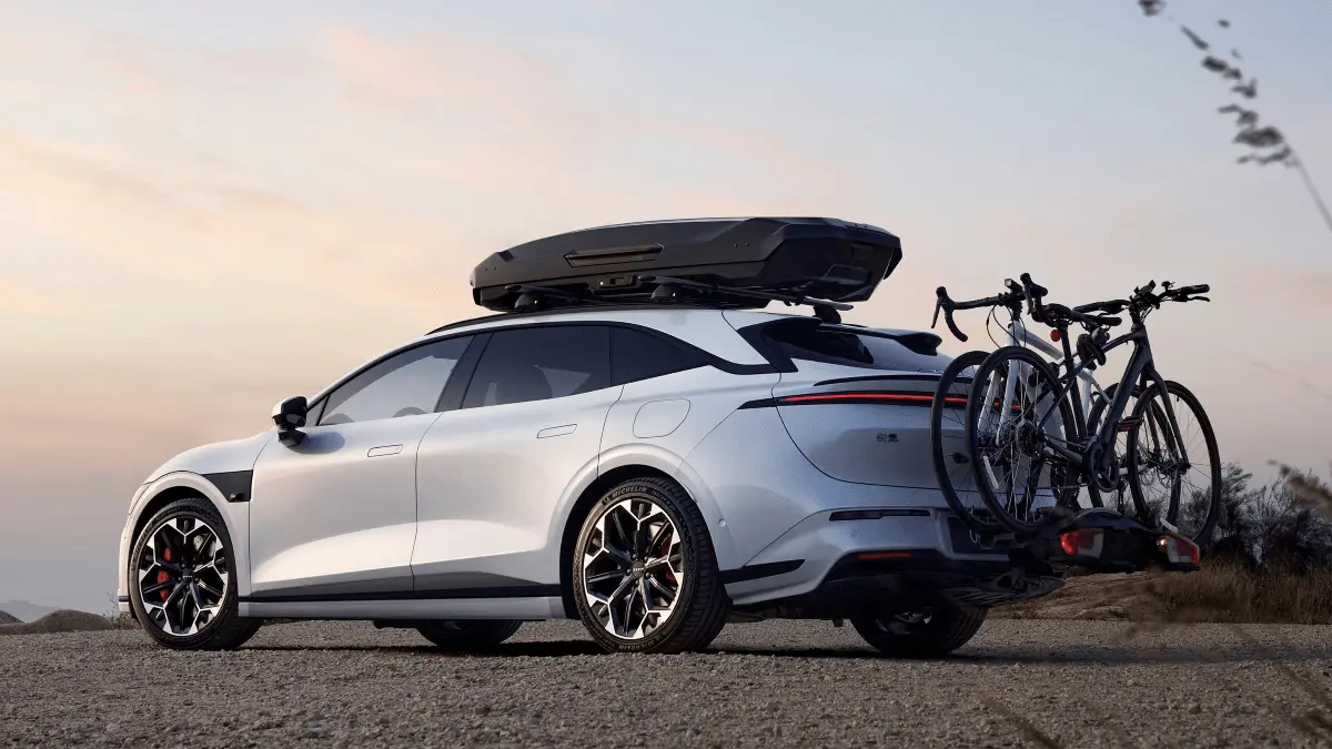 Zeekr estreia 7GT e marca entrada oficial em Portugal