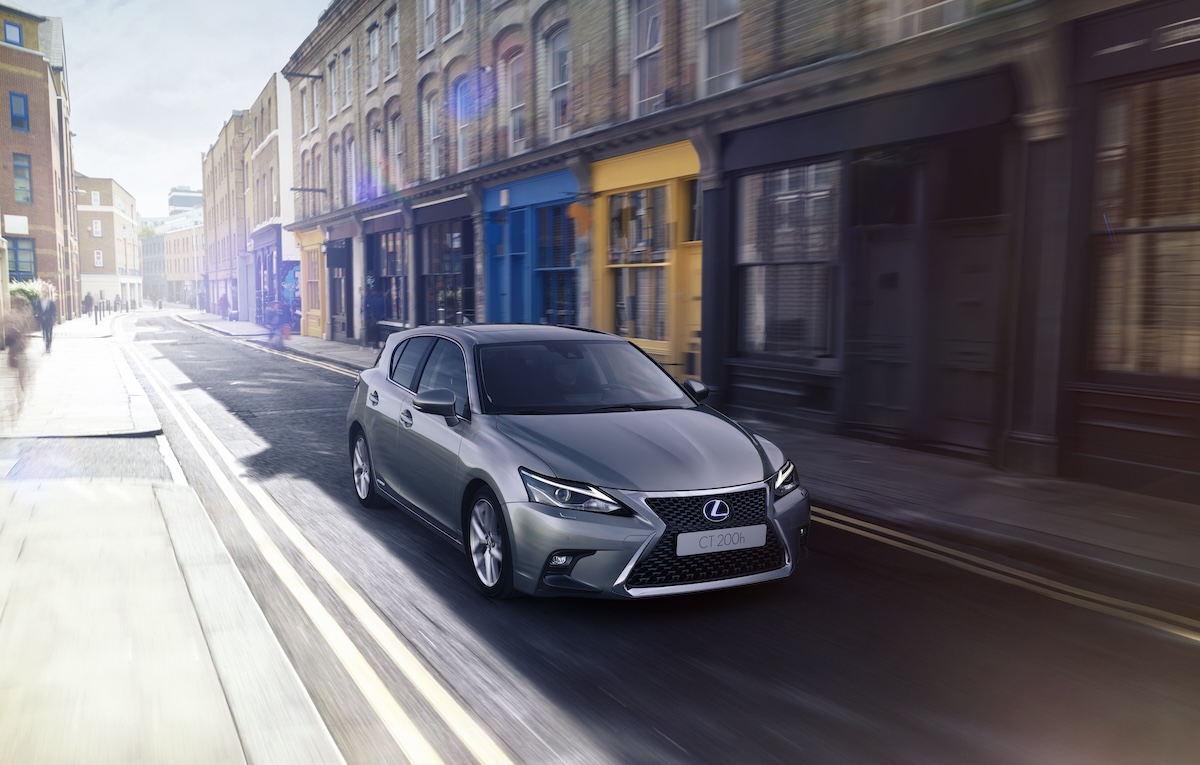 Lexus CT200h carros hibridos baratos