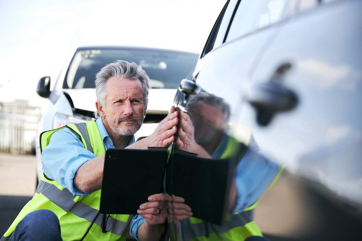 Como saber se um carro já teve acidentes