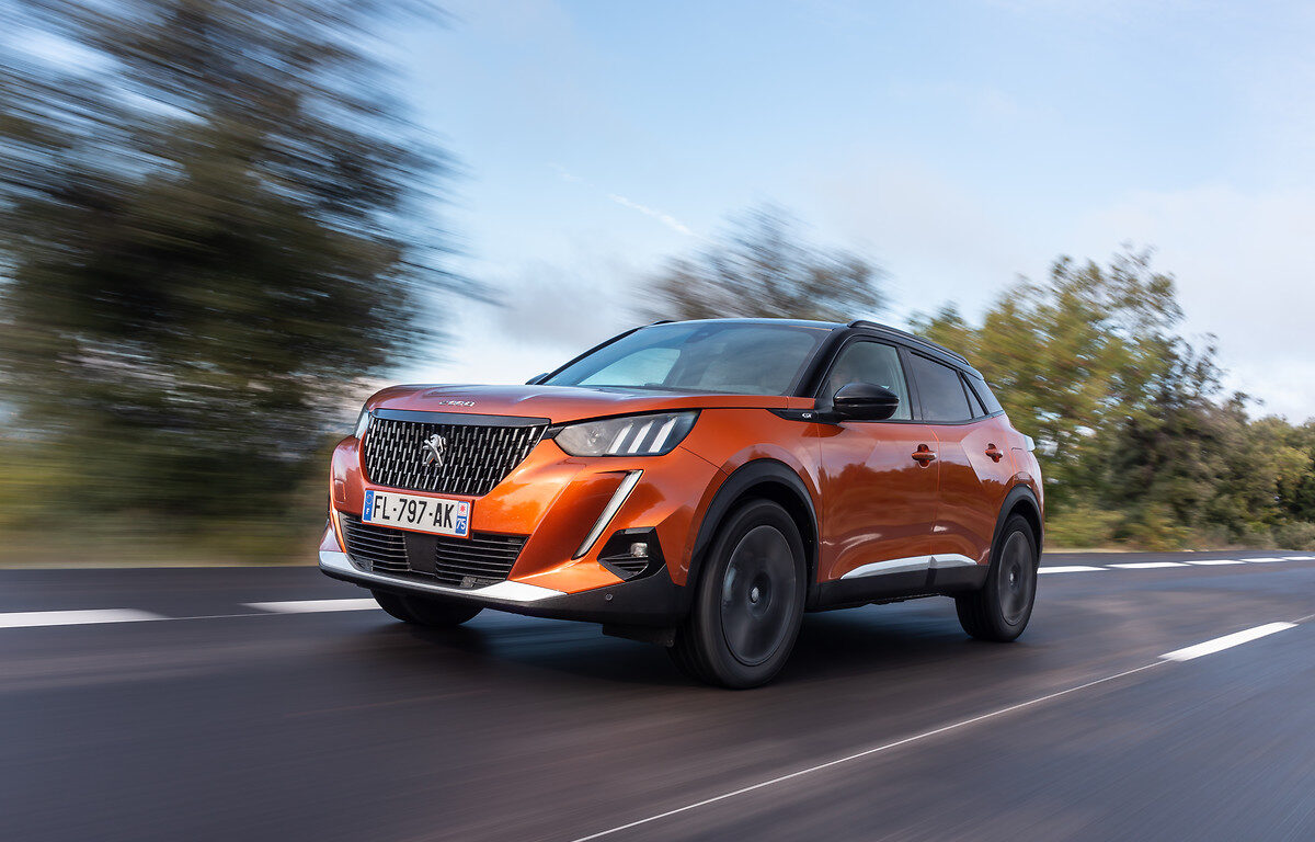 Peugeot 2008 carro usado gasóleo Standvirtual