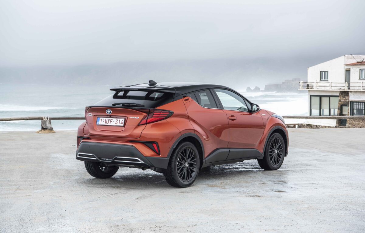 Toyota C-HR híbrido gasolina