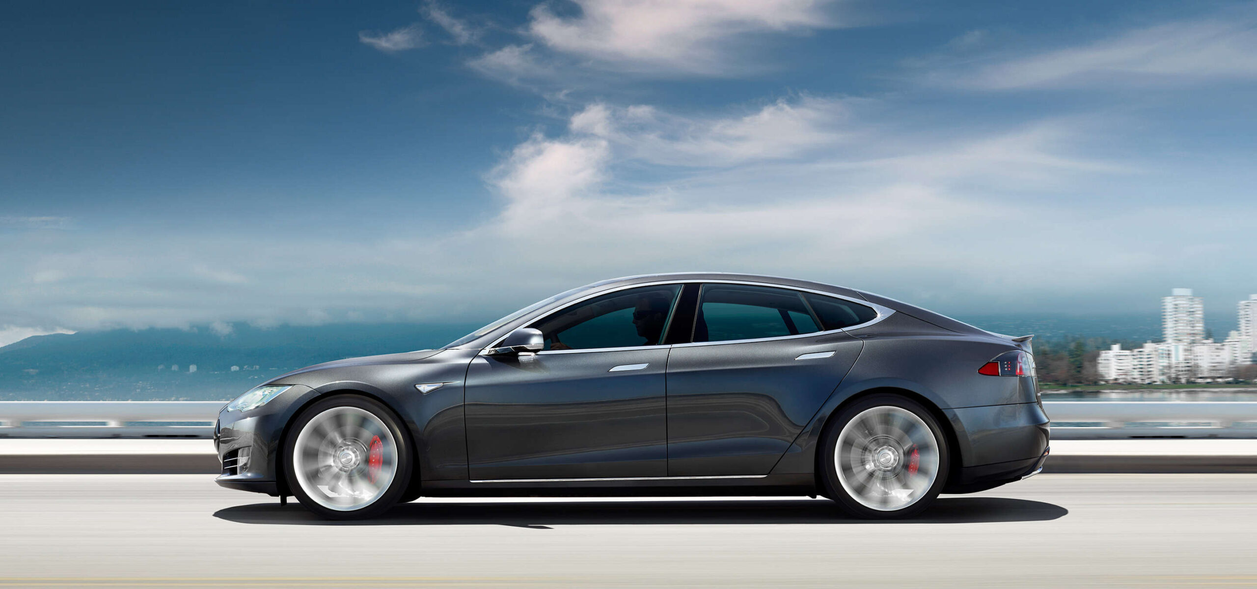 Model S pode sair de cena enquanto Tesla reforça aposta no Optimus