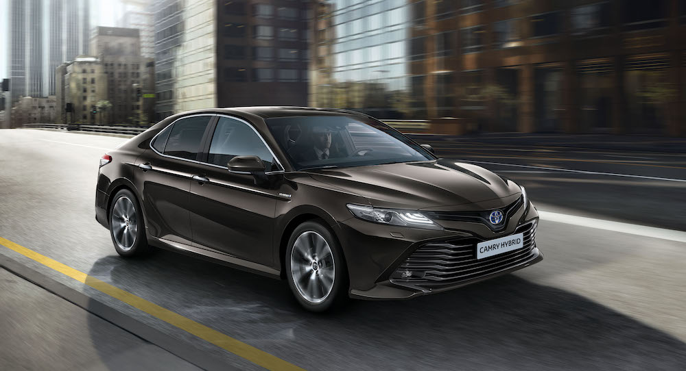 Toyota Camry carro híbrido usado