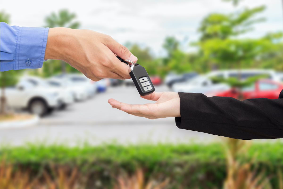 Vender carro entre particulares tudo o que precisa de saber
