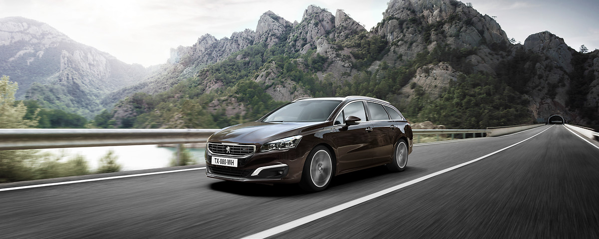 Carros familiar usado Peugeot 508 SW