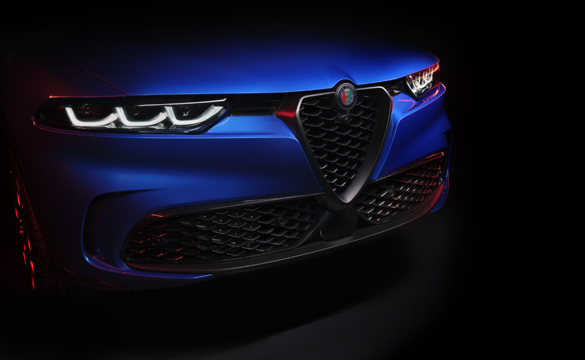 Novo Alfa Romeo Tonale frente Standvirtual