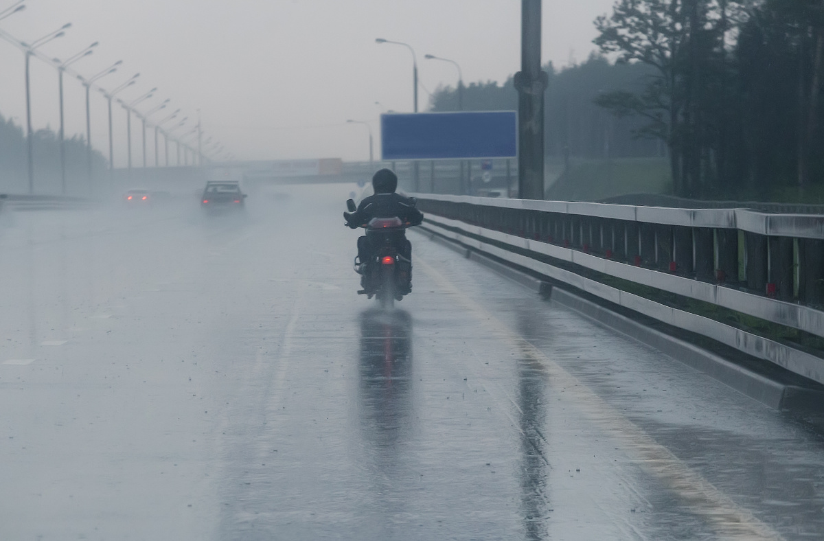 10 dicas para andar de moto no inverno