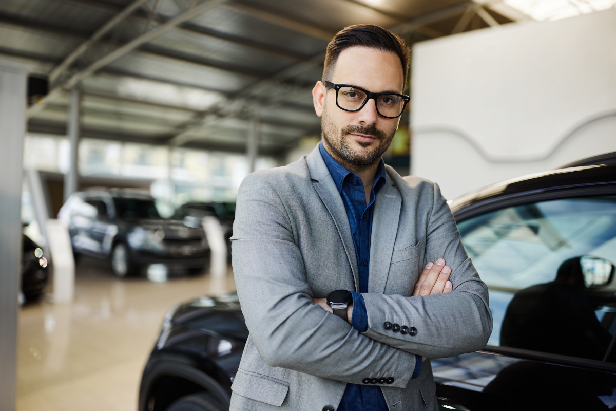 Criar um plano de negocios stand automóveis