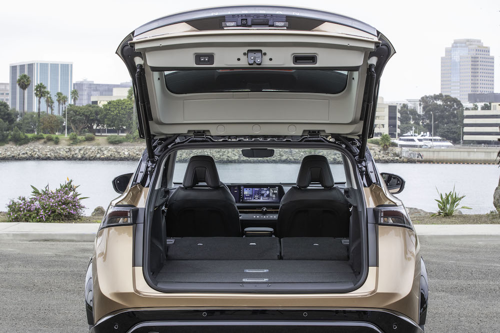 Novo SUV eletrico Crossover Nissan Ariya espaço interior