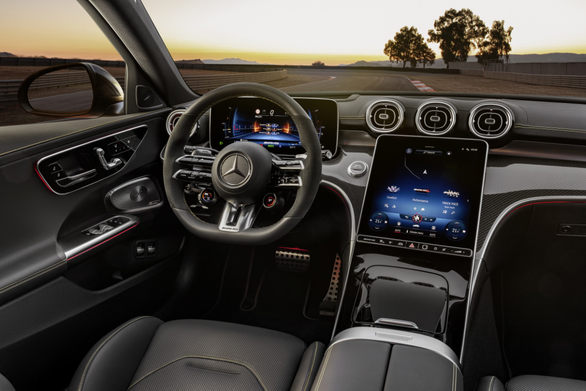 novo mercedes c63 s amg interior