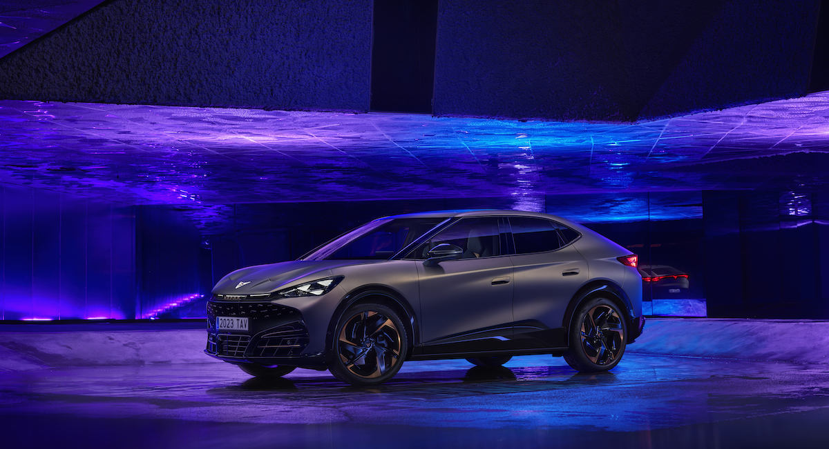 Cupra Tavascan lado