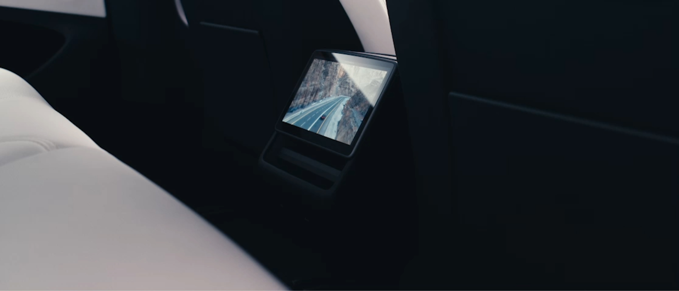 Novo Tesla Model 3 ecrã traseiro interior