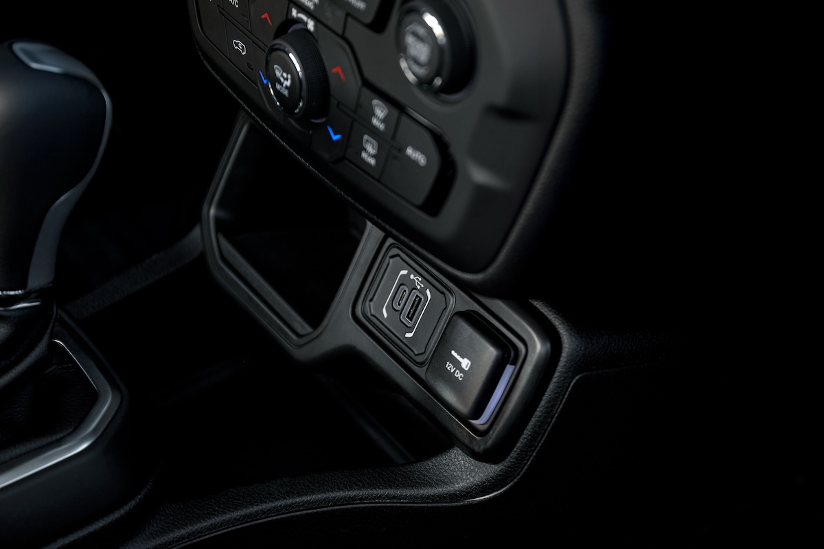 Jeep Renegade 2024 habitáculo