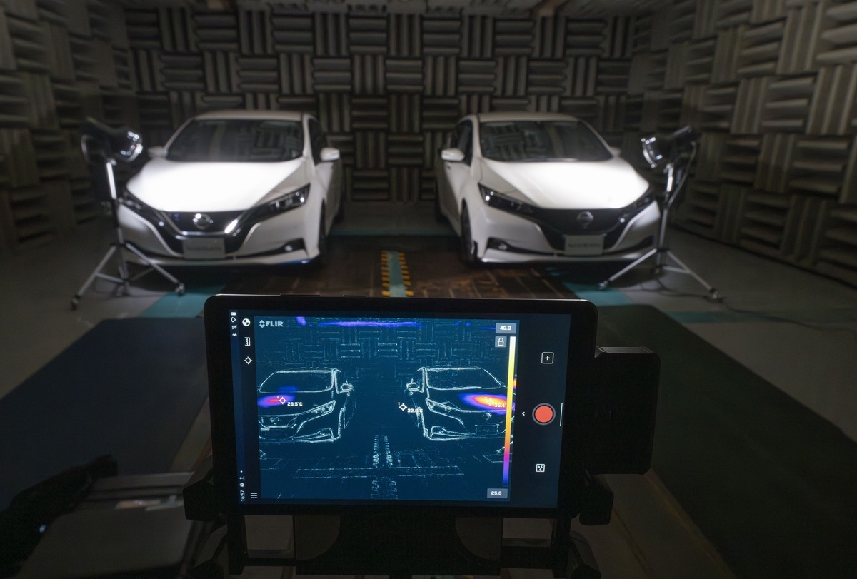 Nissan tinta tecnologia cool paint