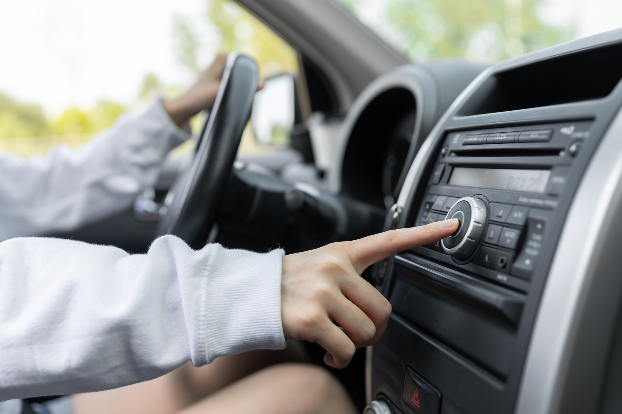 Terramoto carro ligar radio