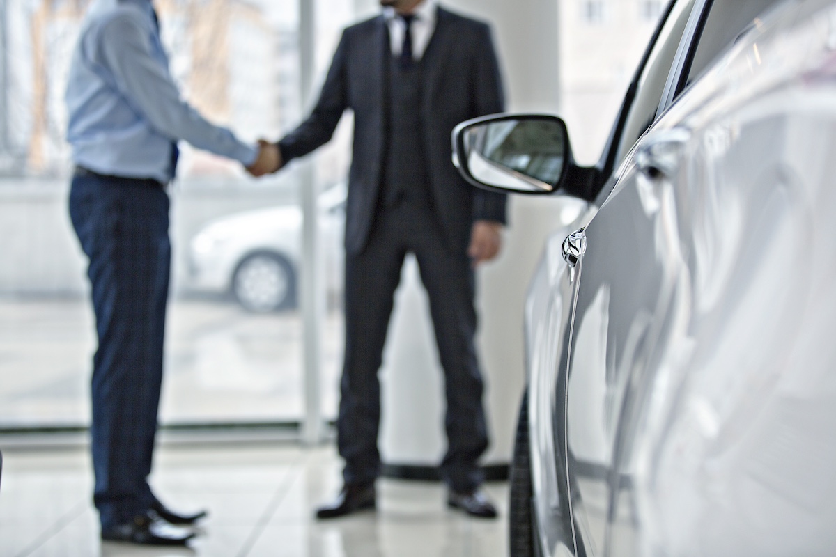 anu?ncios carros marketing