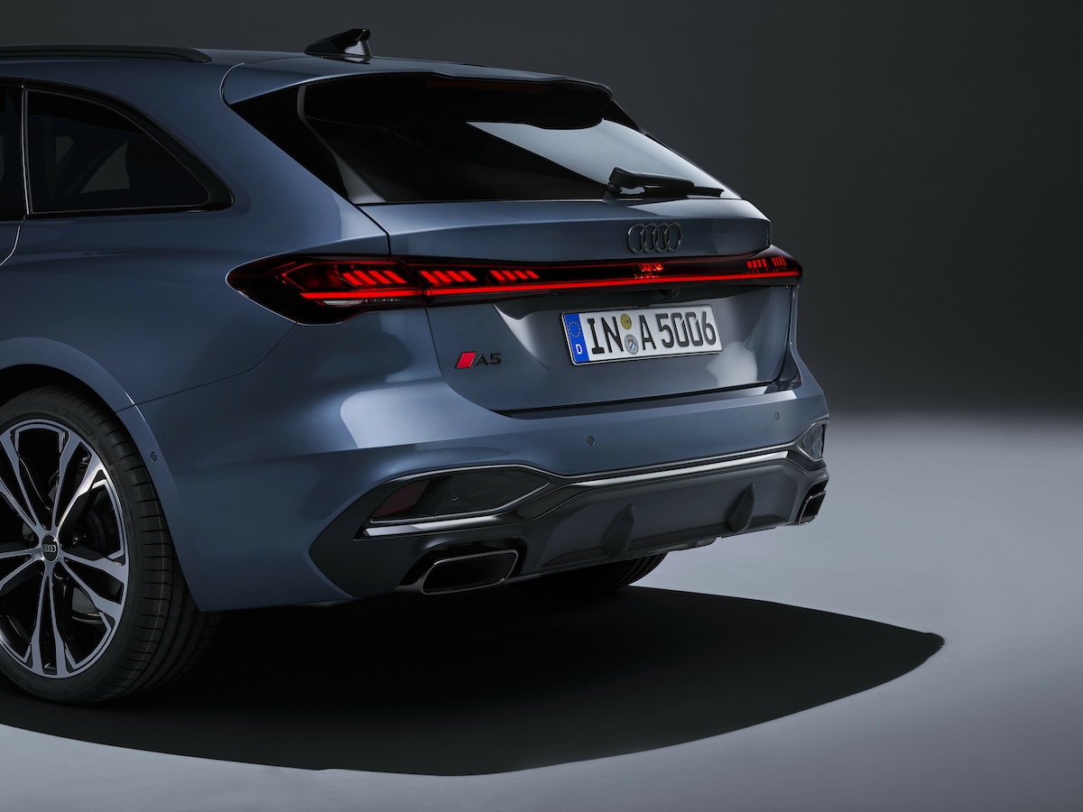 Novo Audi A5 Avant traseira