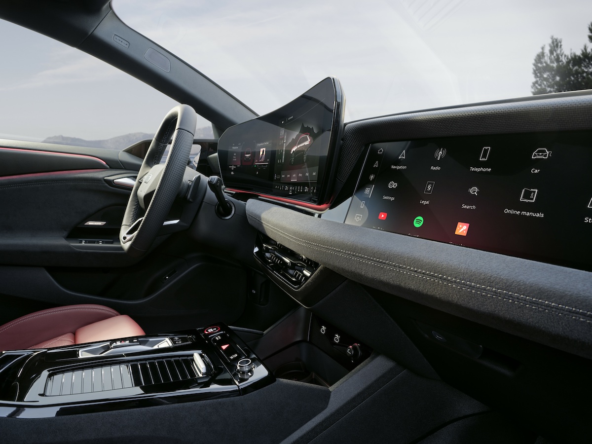 Audi A6 e-tron interior