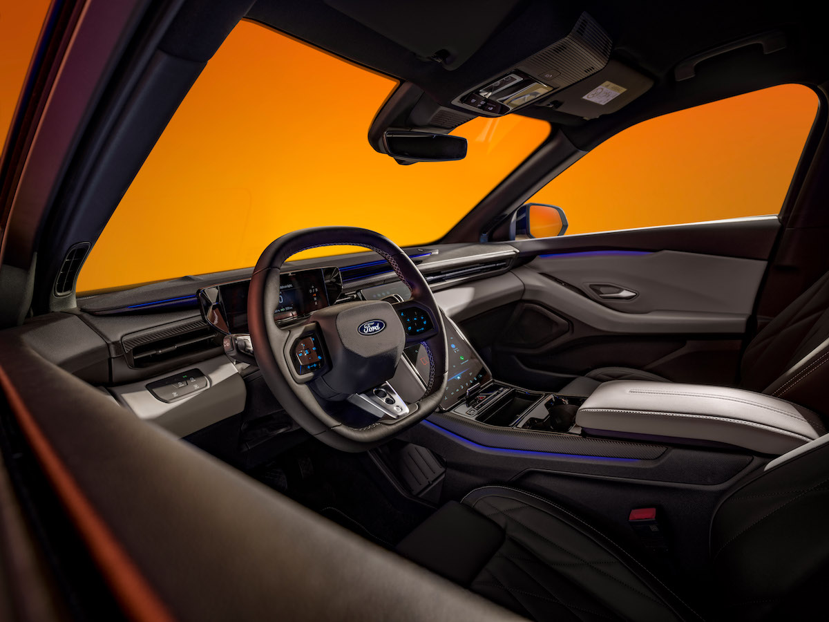 Ford Capri elétrico interior