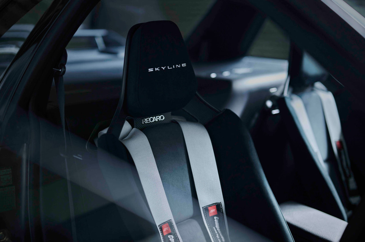 Nissan R32 interior