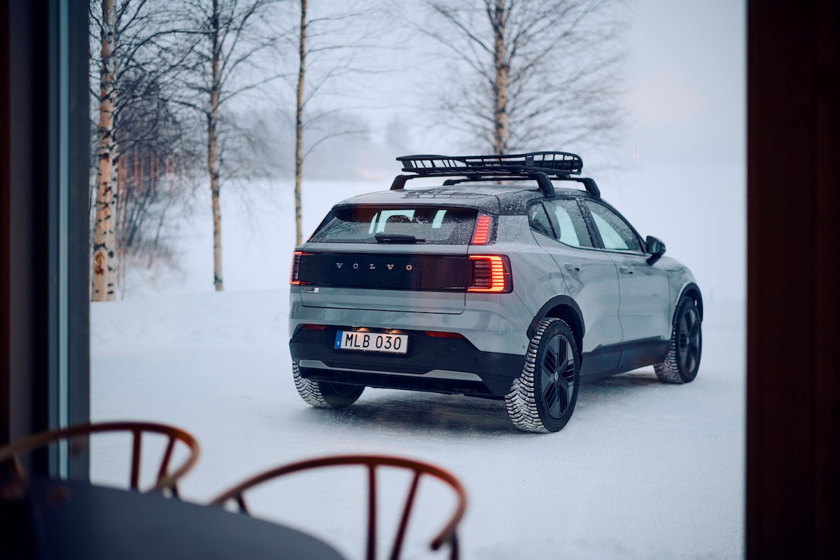 Volvo EX30 Cross Country exterior design