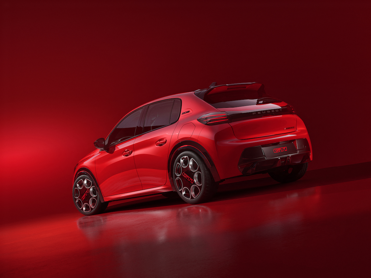 Peugeot E-208 GTi exterior