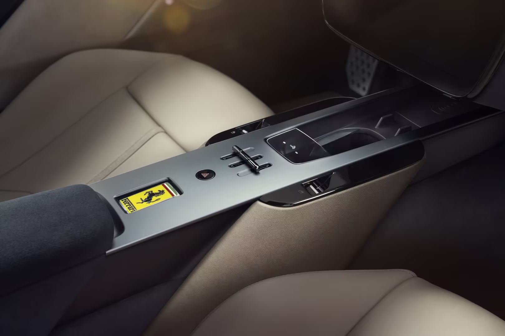 Novo Ferrari Amalfi Standvirtual caixa
