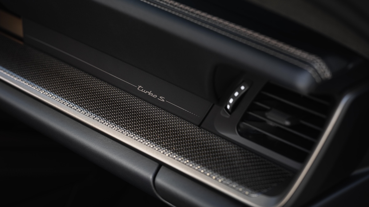 Novo Porsche 911 Turbo S pormenor interior