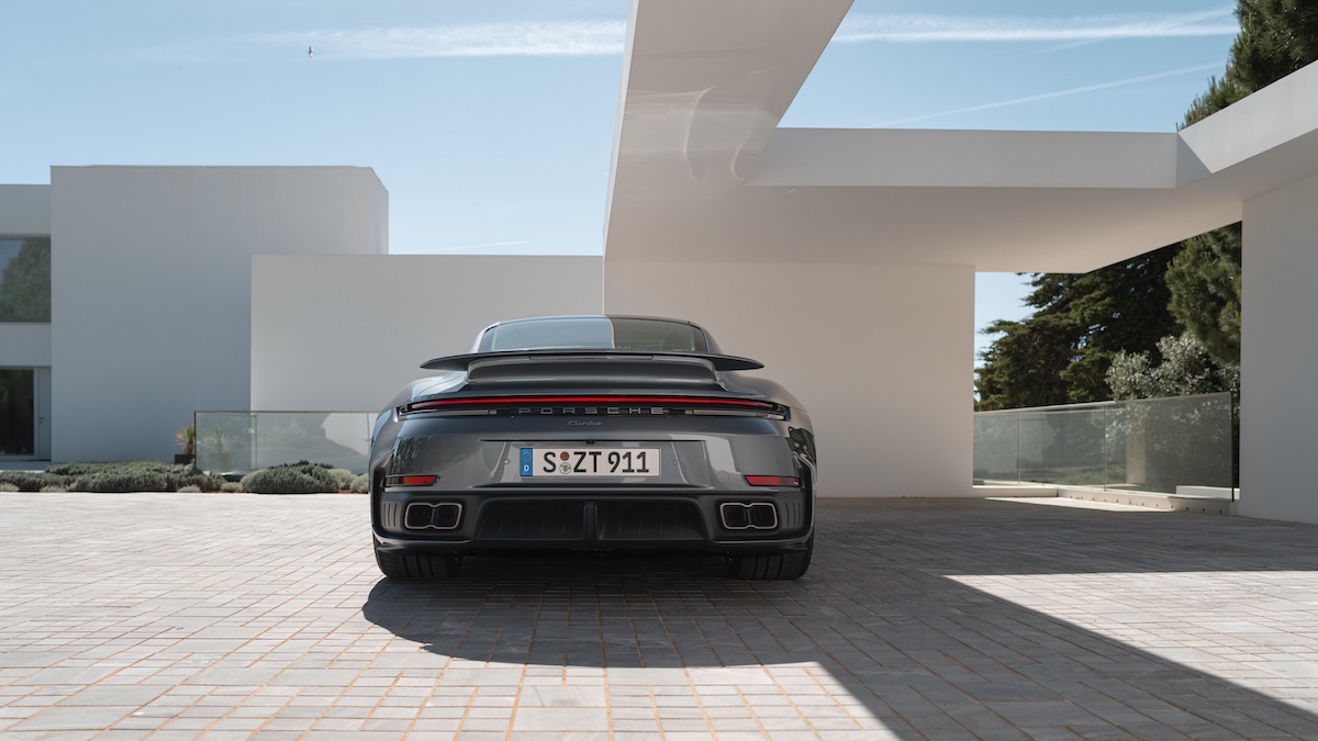 Novo Porsche 911 Turbo S traseira
