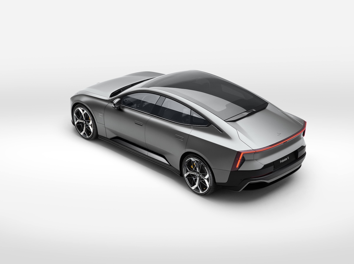Novo polestar 5 cinzento