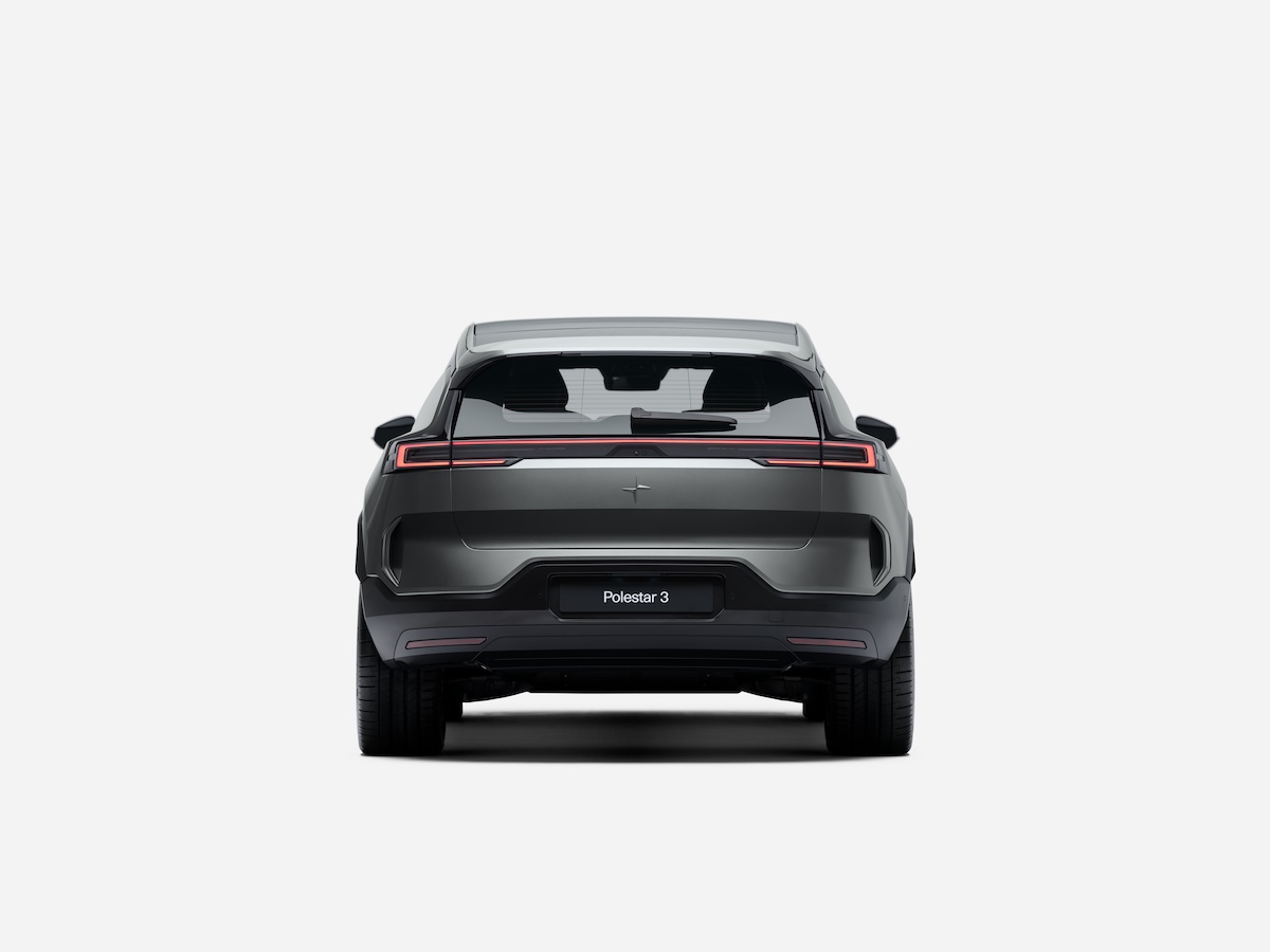 Novo Polestar 3 traseira