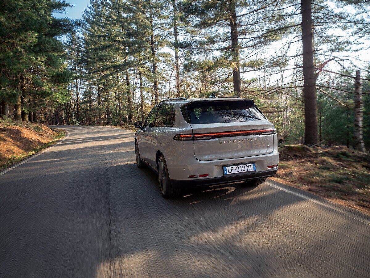 C10 ProMax AWD traseira
