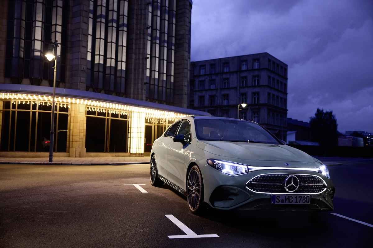 Novo mercedes CLA híbrido Standvirtual