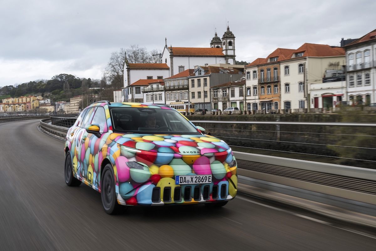 Novo Skoda Epiq lateral Standvirtual