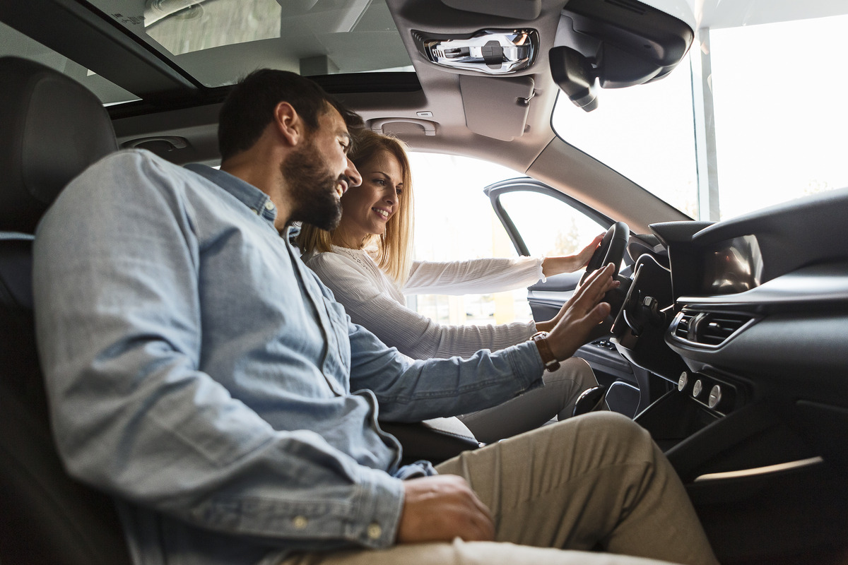 Avaliação do carro durante o test drive ajuda a validar o preço