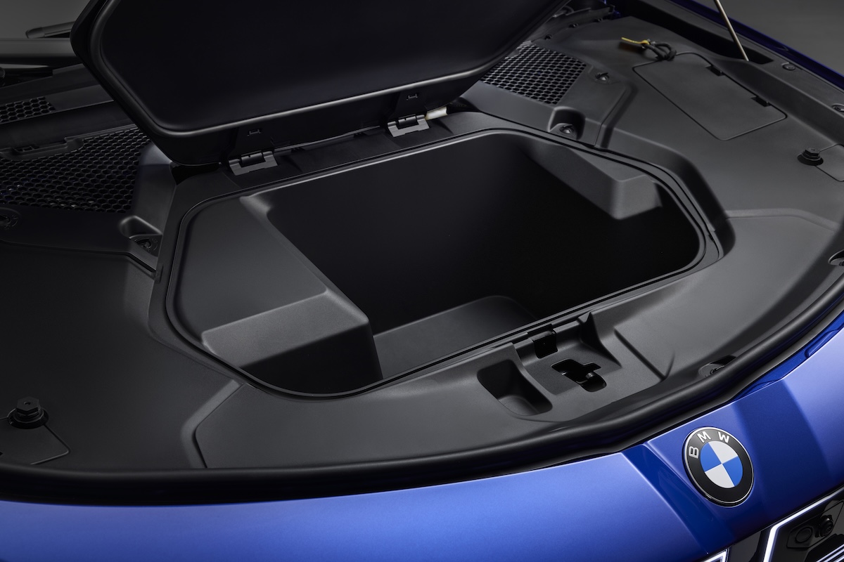 BMW i3 50xd frunk