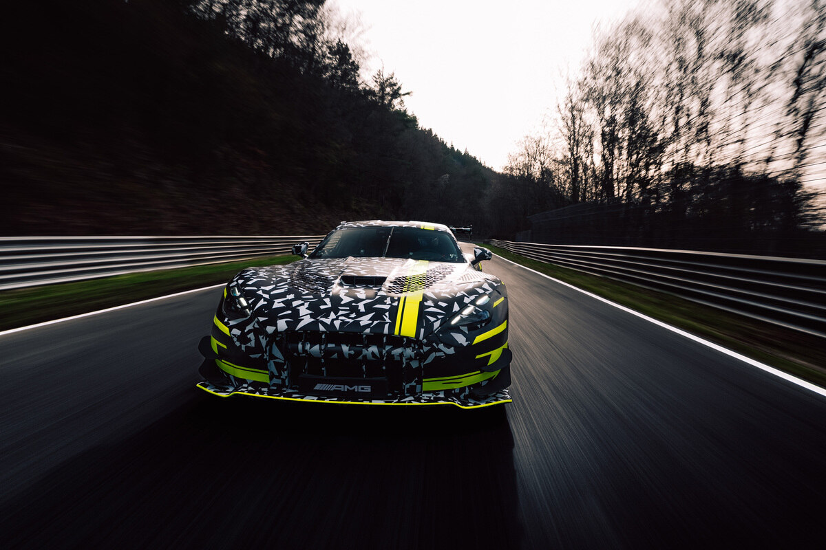 Novo AMG Black Series revela ADN de pista em ambiente real