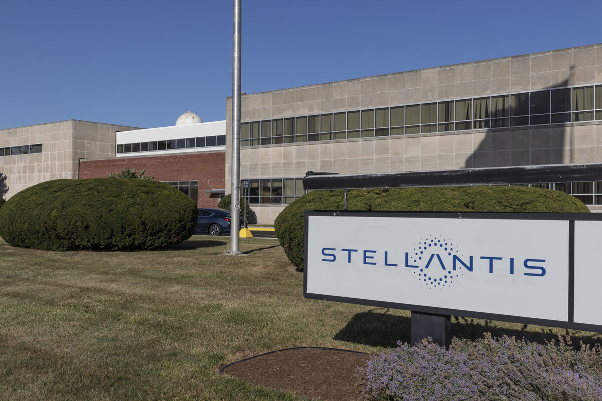 Stellantis vai produzir elétricos chineses Voyah em França a partir de 2026