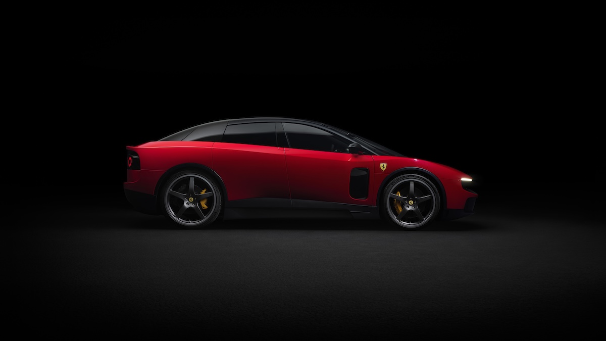 Novo ferrari eletrico luce vermelho