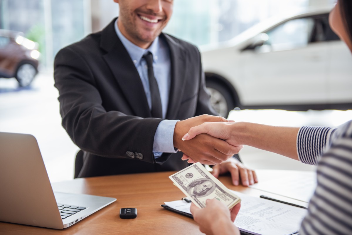 Como negociar o preço ao comprar um carro a um particular