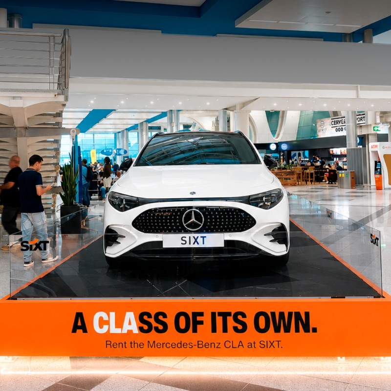novo Mercedes-Benz no Aeroporto Francisco Sá Carneiro, Porto, durante a apresentação oficial do modelo