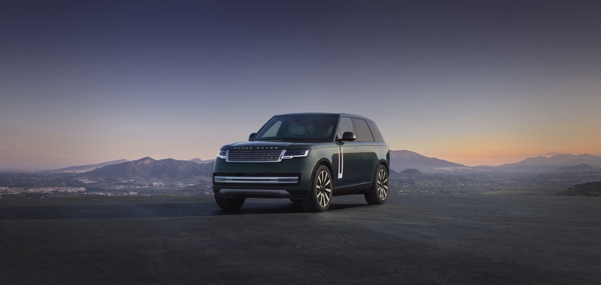 Primeiro Range Rover elétrico chega com 550 cv e até 598 km de autonomia