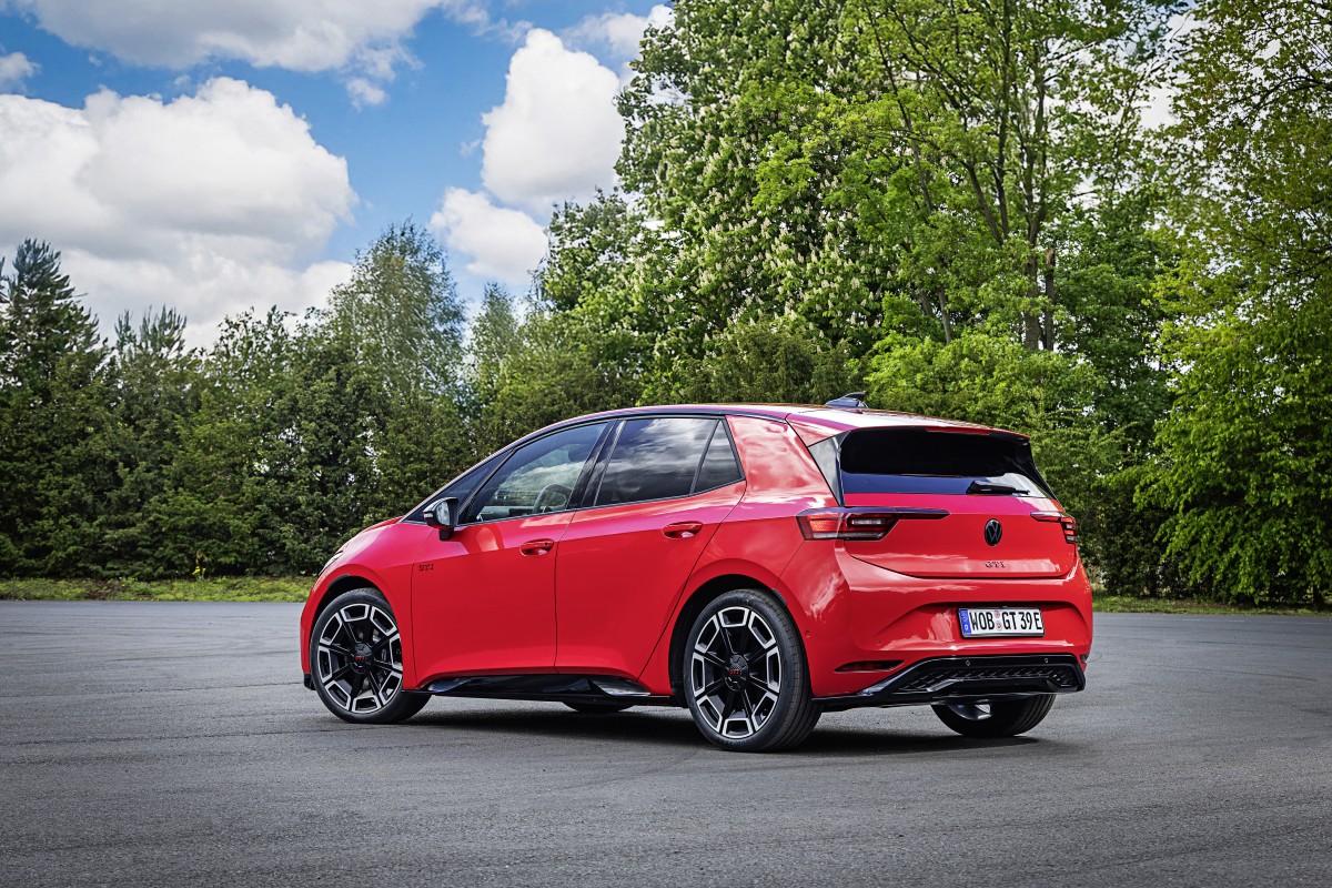 O GTI mais potente de sempre é elétrico. Novo Volkswagen ID.3 GTI tem 326 cv