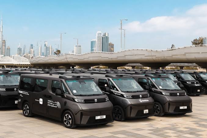 Uber e a weride chegam a uma quarta cidade depois de abu dhabi dubai e riade rumo a quinze centros urbanos até 2030